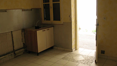 APPARTEMENT CHATEAUNEUF LES MARTIGUES - 3 pieces - 38 m2