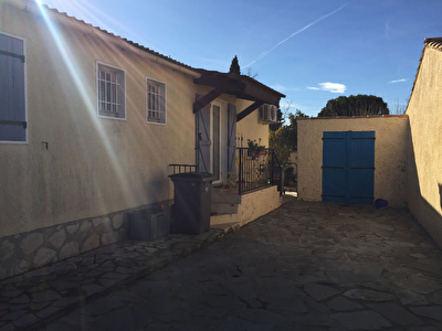 Maison Gignac La Nerthe 5 pieces 100 m2