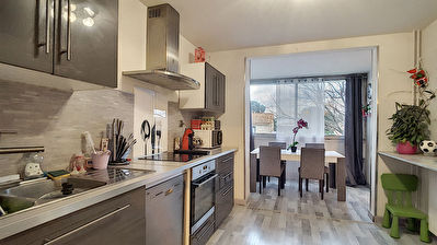 Tres beau 4 pieces 86 m2 Residence securisee