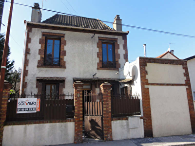 MAISON DE VILLE COLOMBES - 5 pieces - 74,59 m2