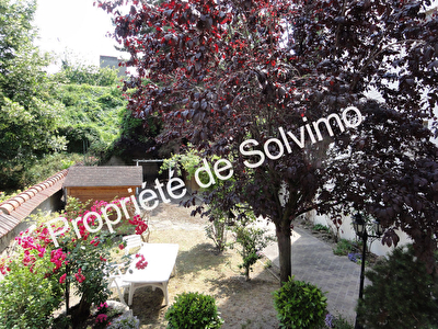 Maison Courbevoie 6 pieces 139 m2
