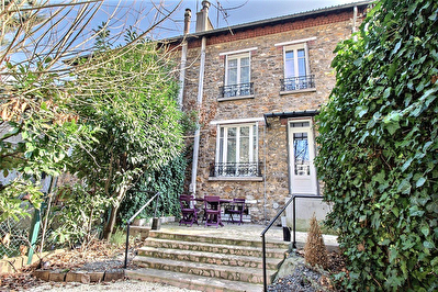 Maison meublee Courbevoie 8 pieces 96.44 m2