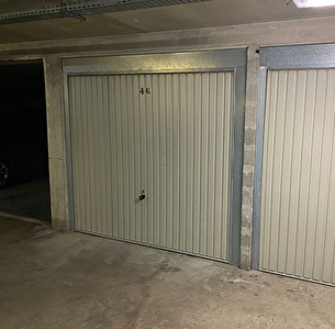 Parking / box 92400