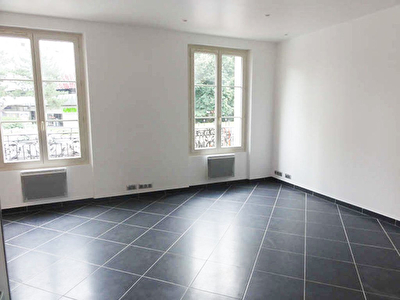 APPARTEMENT COURBEVOIE - 3 pieces - 52,44 m2
