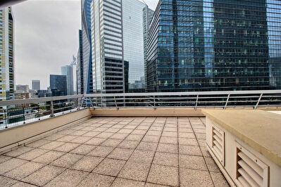 Appartement meuble a Courbevoie 4 pieces 95 m2