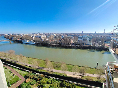 Spacieux T3 96m2 meuble vue sur Seine a Courbevoie