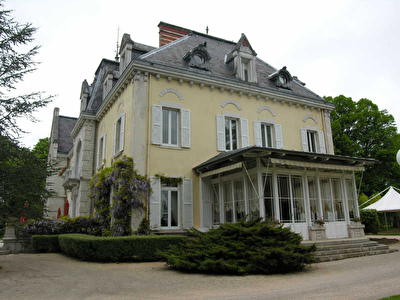 PROPRIETE DE PRESTIGE DIJON - 42 pieces - 1000 m2