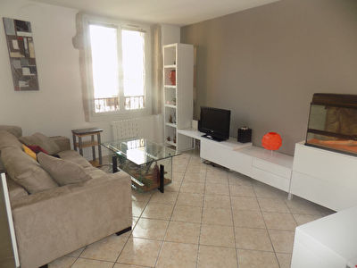 Appartement renove Centre Cremieu 2 pieces 40,3 m2
