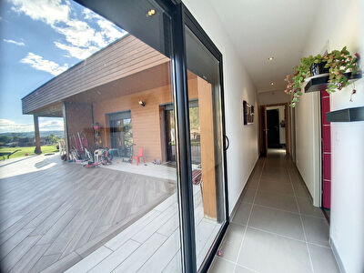 Maison contemporaine bois sur grand terrain avec vue 4 ch. a Optevoz