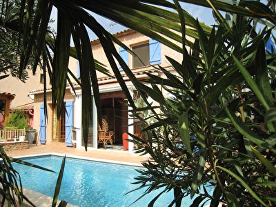 MAISON TARADEAU - 6 pieces - 132 m2