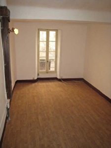 MAISON DE VILLAGE AMPUS - 3 pieces - 70 m2