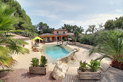EXCLUSIVITE - Villa Draguignan T6 avec piscine - 187,58 m2