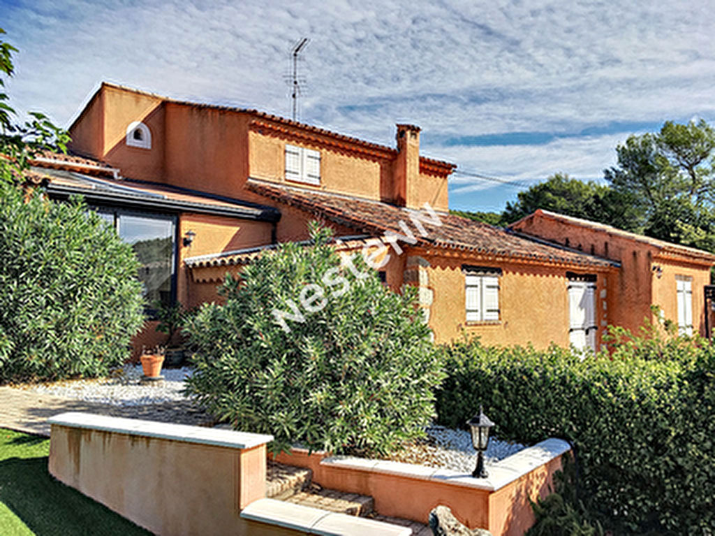 Maison Lorgues 9 pieces 135 m2