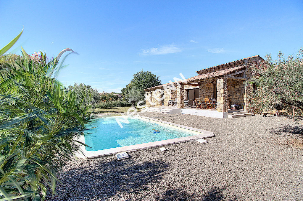 SAINT ANTONIN DU VAR Villa NEUVE en pierre avec PISCINE.