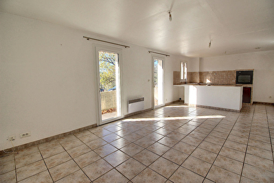 Appartement VILLECROZE 4 pieces 79 m2