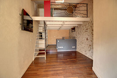 Appartement Triplex LORGUES