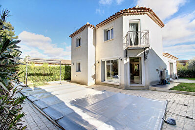Maison Le Thoronet 4 pieces 120 m2, Piscine, Garage