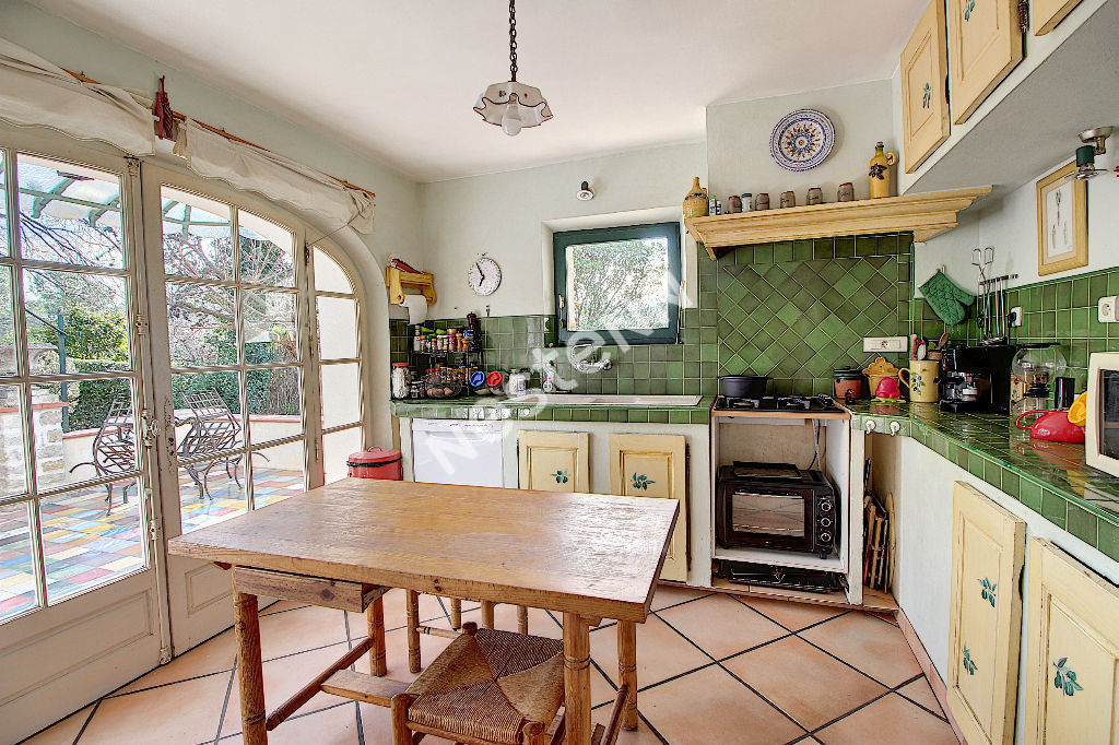 Maison SAINT ANTONIN DU VAR 6 pieces Terrain 3248 m2