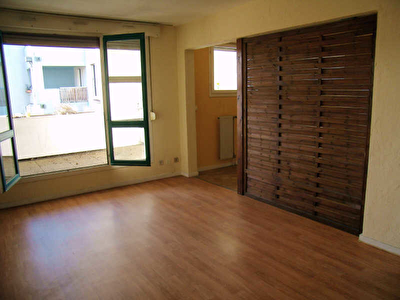 T2 EYBENS - 2 pieces - 48,67 m2