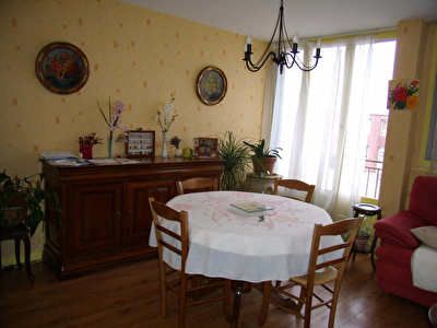 T4 FONTAINE - 4 pieces - 70 m2