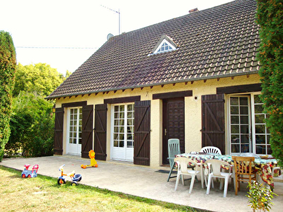 MAISON VILLEMEUX SUR EURE - 5 pieces - 120 m2
