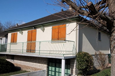 Maison Maintenon 3 pieces 70 m2