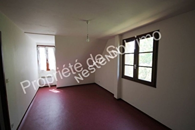 Appartement F3 a EPERNON avec parking et jardinet