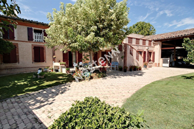 Maison Fenouillet 8 pieces 220 m2