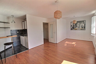 Bel appartement T1 bis de 32m2 secteur Canal du midi 570Â cc