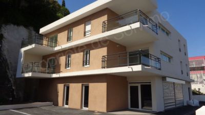 LOCAL COMMERCIAL ST RAPHAEL CENTRE VILLE
