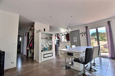 Roquebrune sur Argens -Maison Plain Pied T4 + Garage.