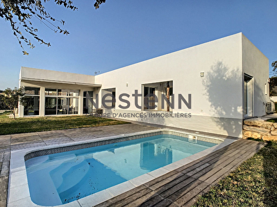 SAINT AYGULF VILLA ARCHITECTE T4 150 m2