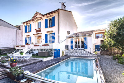 ROQUEBRUNE SUR ARGENS - MAISON DE VILLE T6 - PISCINE - GARAGE
