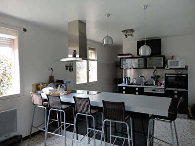 MAISON MEYREUIL - 5 pieces - 230 m2