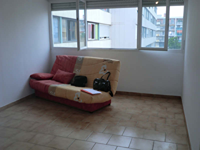 STUDIO AIX EN PROVENCE - 1 piece - 23 m2