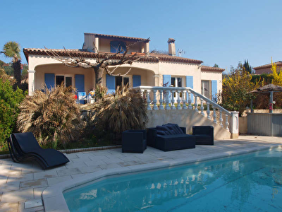 MAISON BOUC BEL AIR - 5 pieces - 170 m2