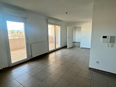 Appartement T4 dans residence Recente A LOUER