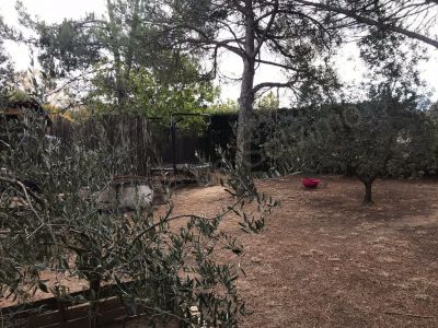 GARDANNE Terrain de 520m2 environ plat