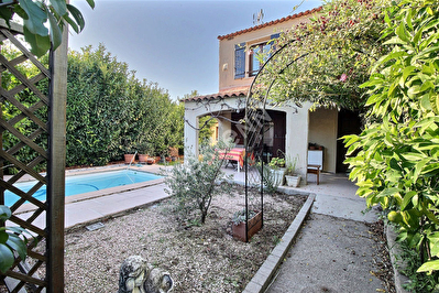 Maison Gignac La Nerthe 4 pieces 90 m2