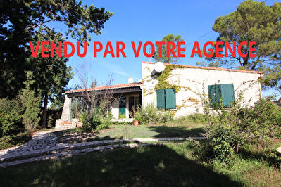 Maison Cabries 4 pieces sur un terrain de 1.700 m2 environ avec piscine