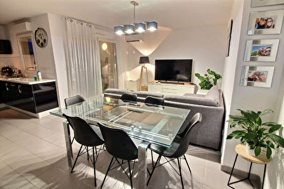 Appartement Aix En Provence Luynes 3 pieces 66 m2