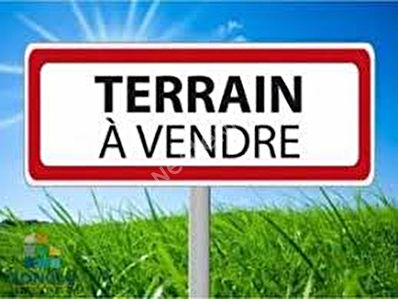 TERRAIN A VENDRE GREASQUE 700m2