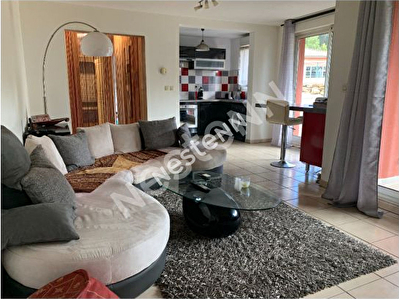 Fuveau - 2 pieces - 51.3 m2