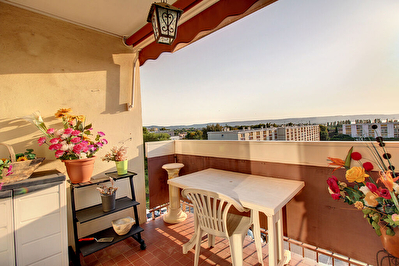 Appartement Marignane T3/4 pieces 73 m2