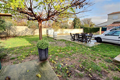 Marignane -Maison plain-pied de type 3 d'env. 60m2 avec jardin de 344 m2 env. +garage