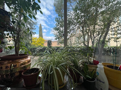 Appartement Aix En Provence 3 pieces 65 m2 balcon et garage.
