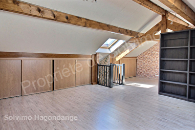 Maison - Hagondange - 3 chambres - combles de 47 m2 - 204 m2