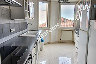 Appartement 4 pieces 105 m2 Hagondange