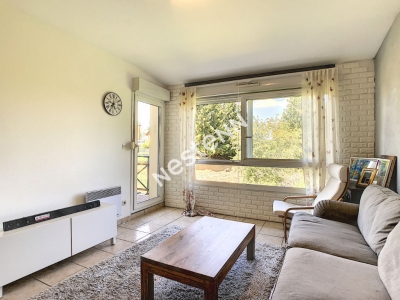 A Vendre appartement F2 avec balcon 42 m2 Soetrich