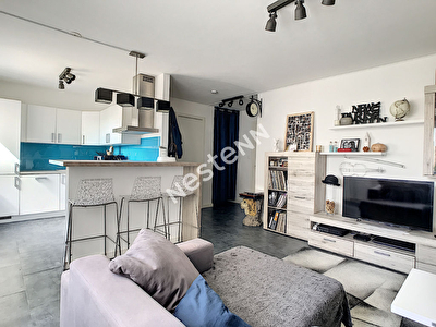 Thionville - lumineux appartement F2 entierement renove - 44.89m2